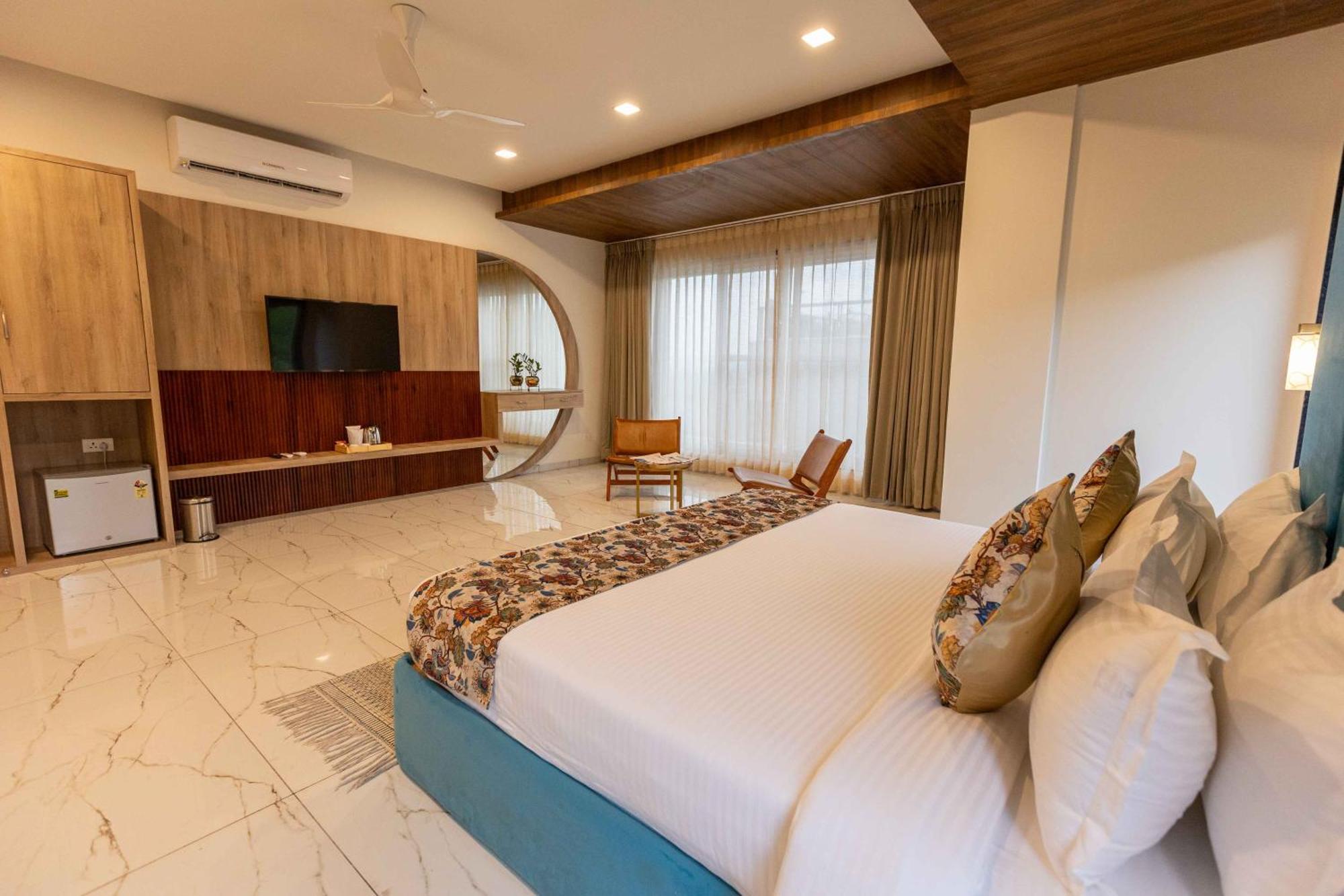 Suramya-A Luxury Boutique Hotel Udaipur Exterior photo