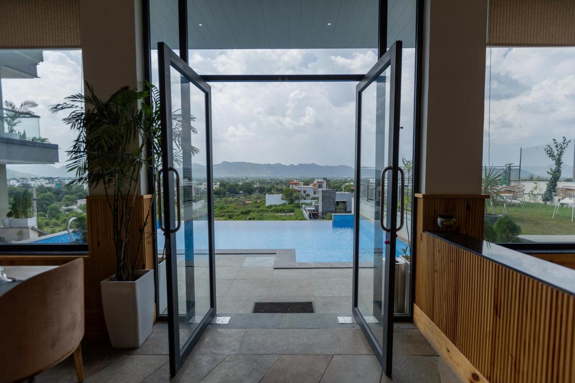 Suramya-A Luxury Boutique Hotel Udaipur Exterior photo